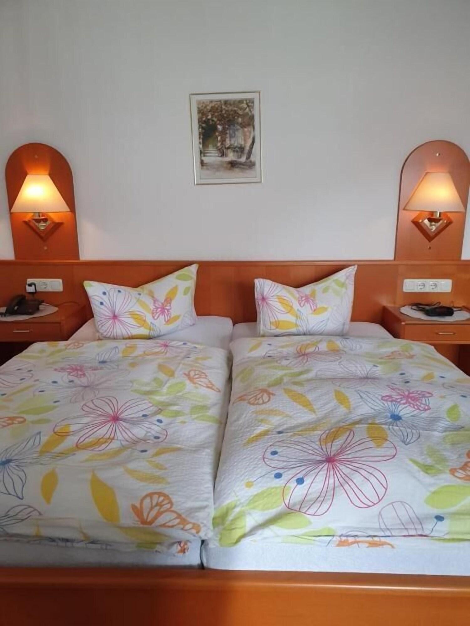 Landgasthof Hotel Sauer ヴィリンゲン エクステリア 写真